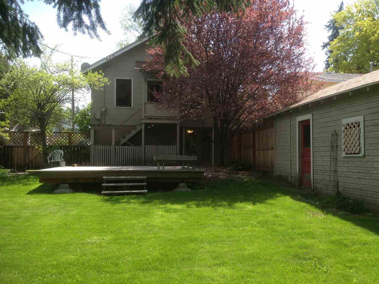 1027 E 13th - Photo 8
