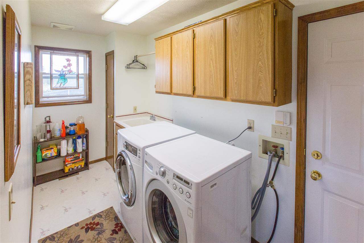 11727 S Madison - Photo 15