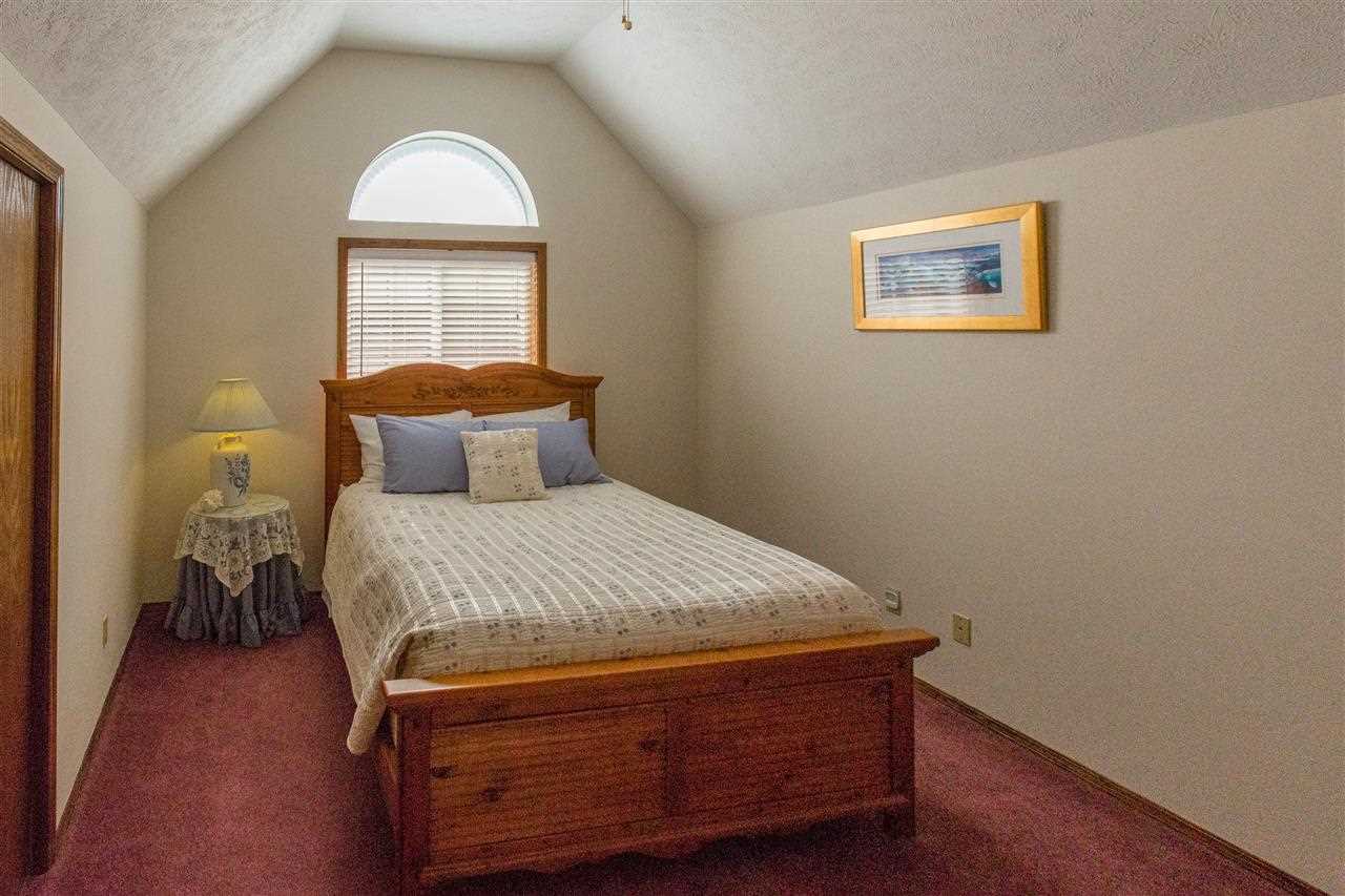 11727 S Madison - Photo 16