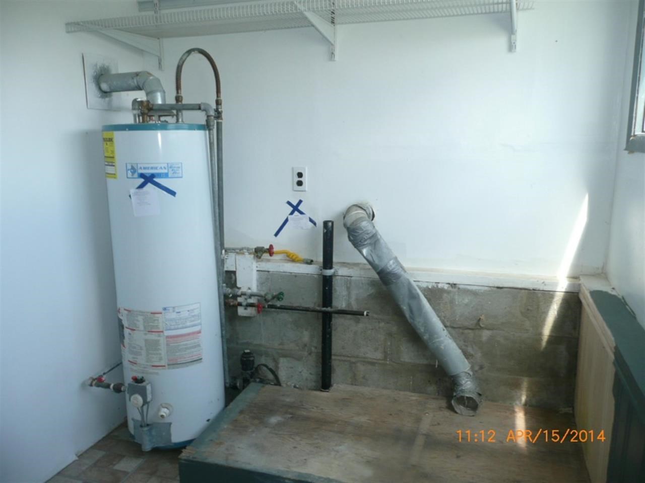 10 Main St - Photo 15