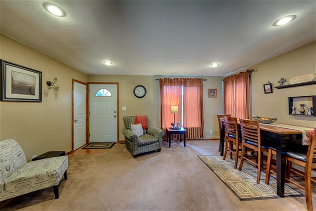 6011 N WALL St - Photo 3