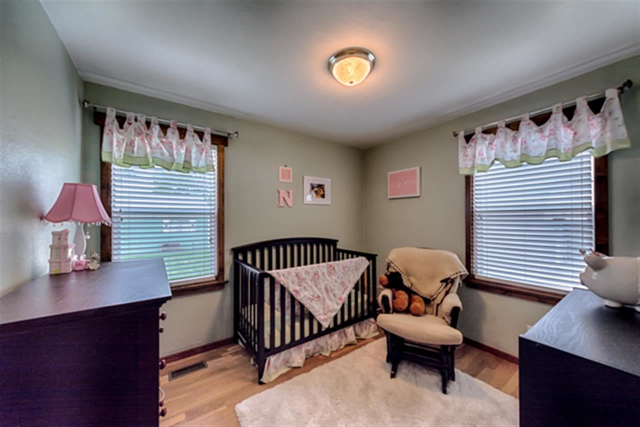 6011 N WALL St - Photo 5