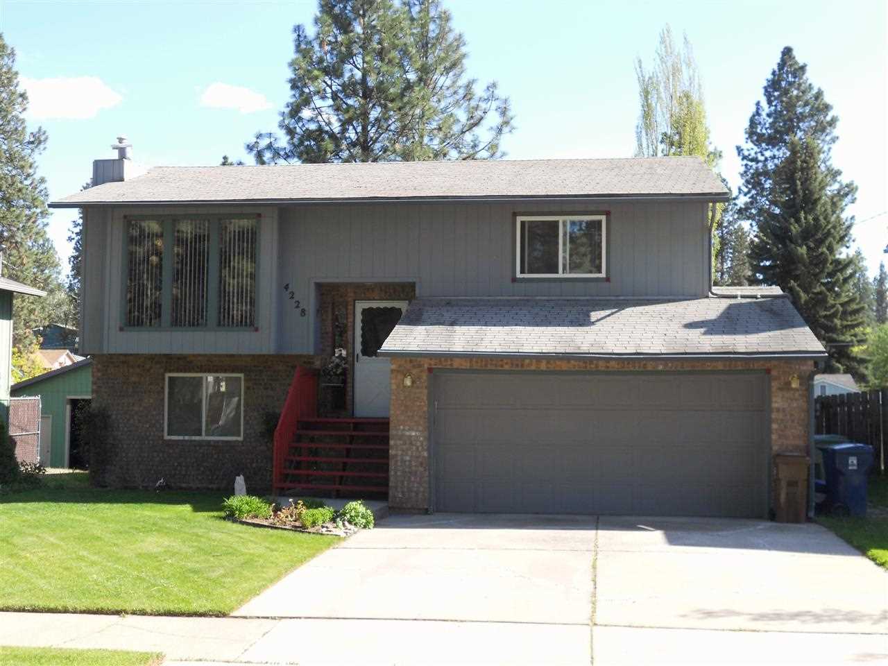 4228 E 35th Ave - Photo 1