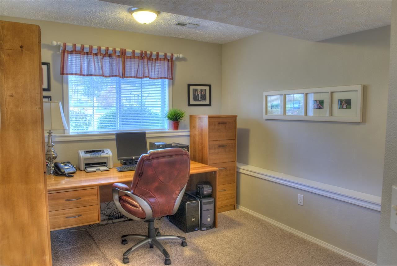 224 N Cooper Ave - Photo 9