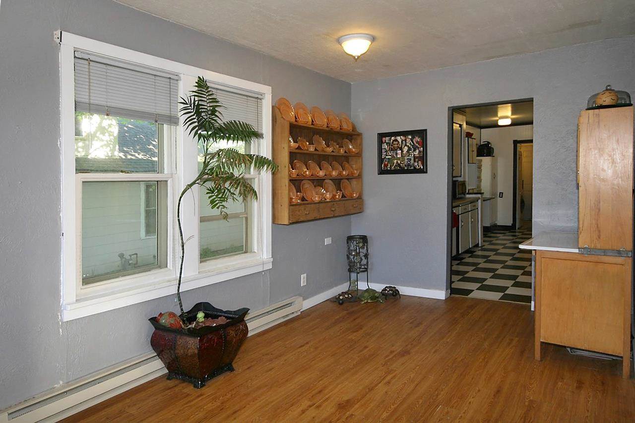 1024 E 9th Ave - Photo 4