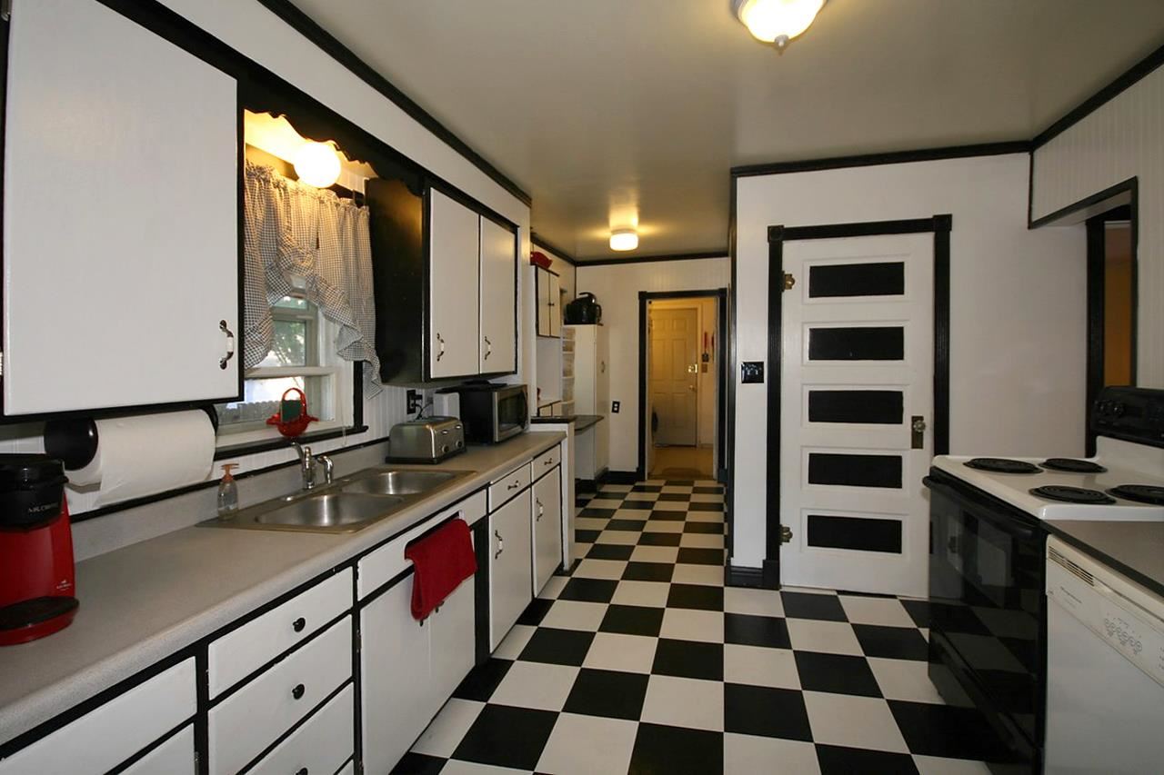 1024 E 9th Ave - Photo 5