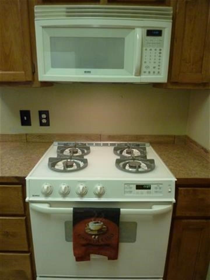 427 E 5th - Photo 7