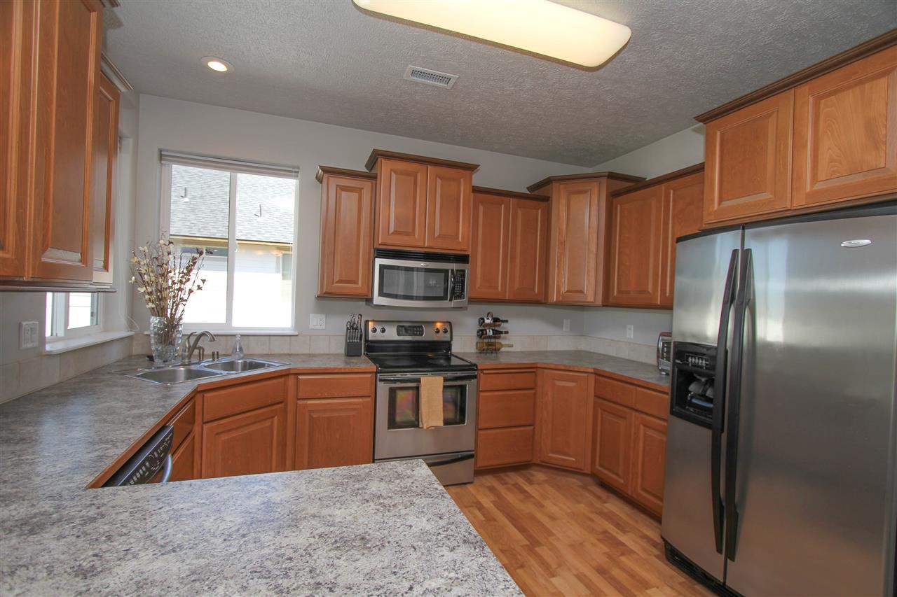 9017 N WARREN St - Photo 10
