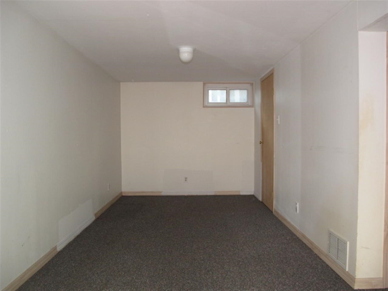 2611 E Mission Avenue - Photo 12