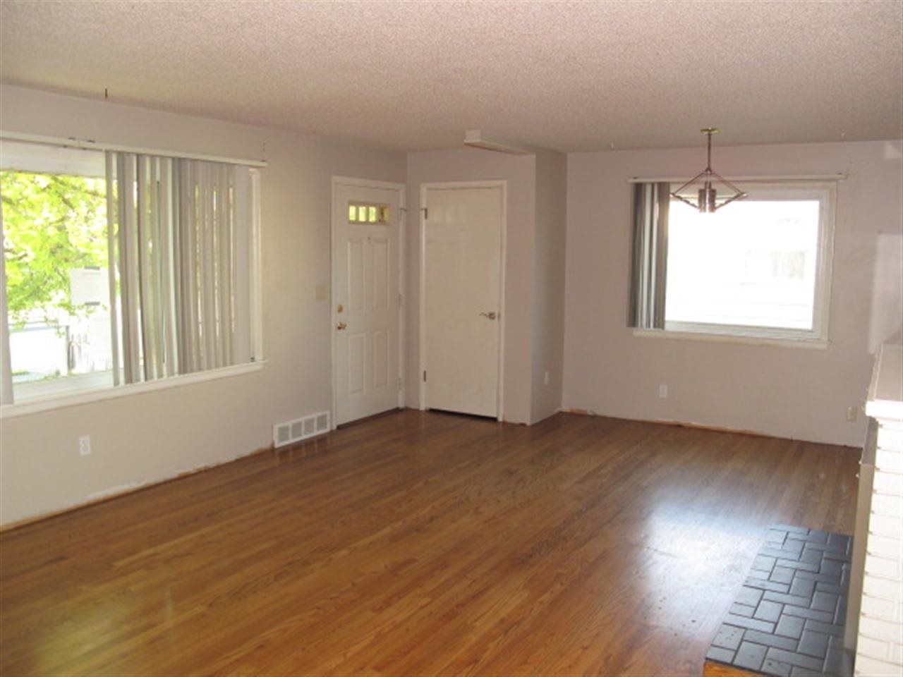 2611 E Mission Avenue - Photo 4
