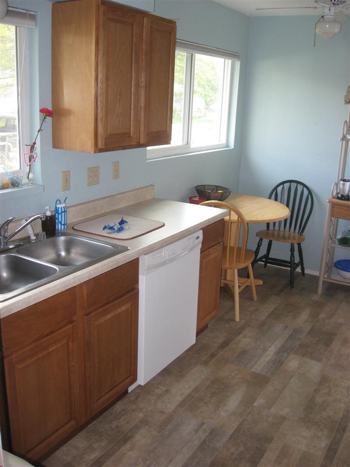 1104 W DECATUR - Photo 5