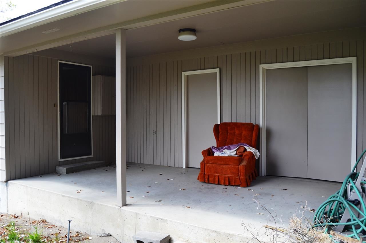 2715 W Woodside Ave - Photo 17