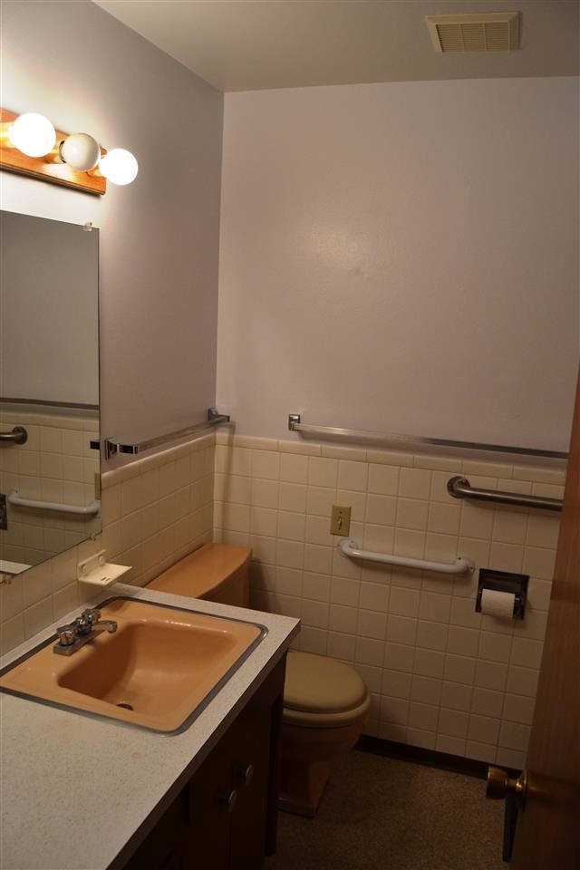 2715 W Woodside Ave - Photo 9