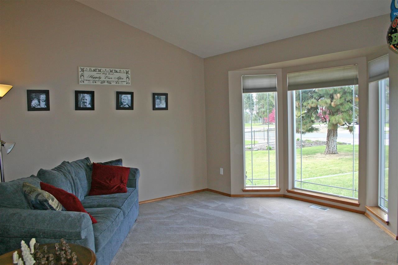 17511 N Sunnyvale Dr - Photo 4