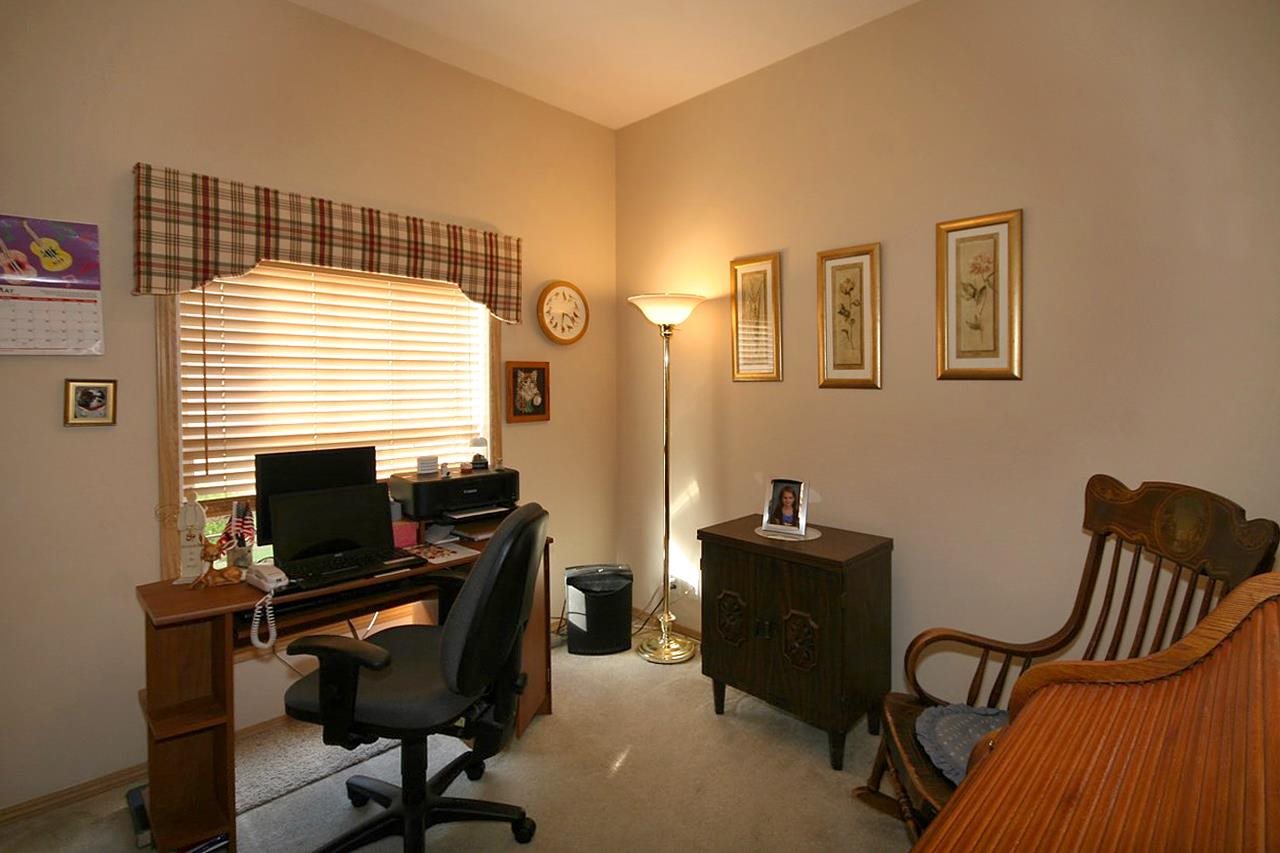 10502 N Maximillian - Photo 15
