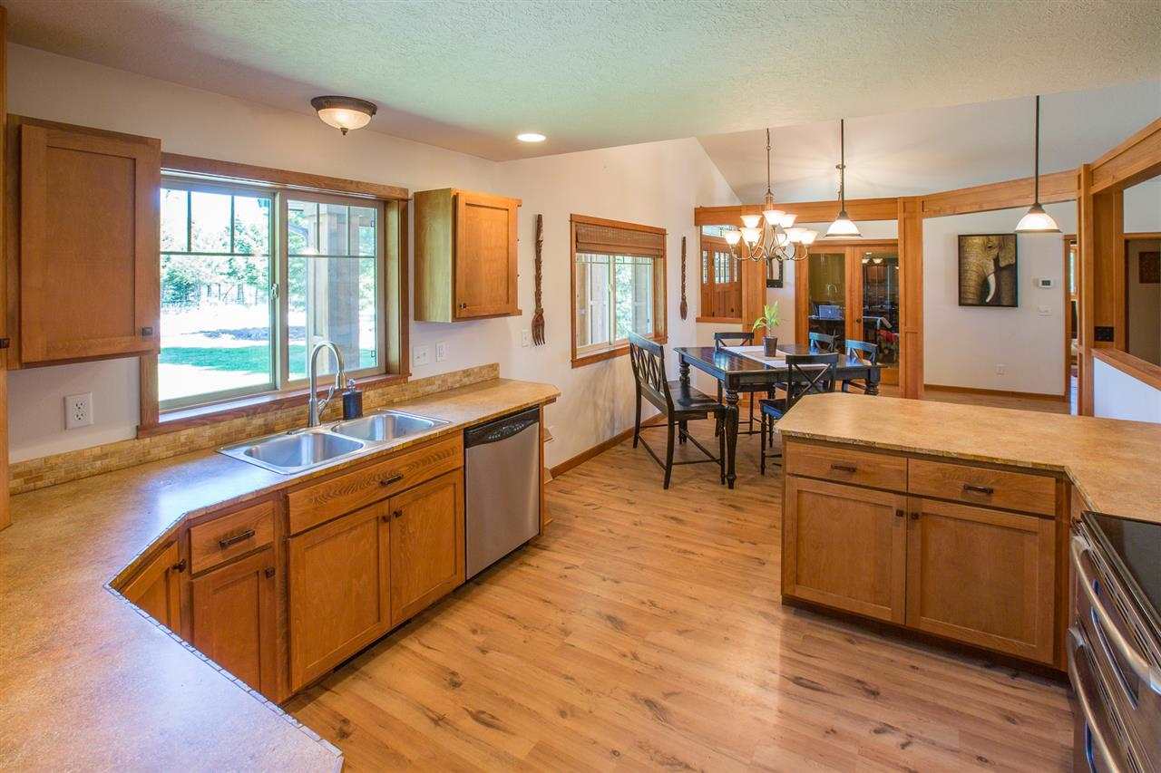 72 Glendale Dr - Photo 5