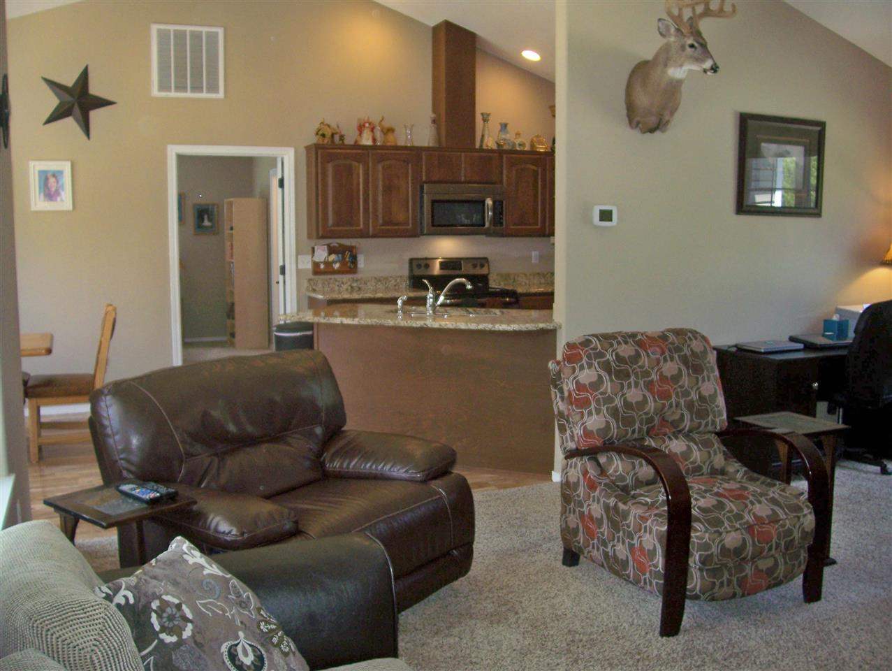 392 Glendale Dr - Photo 7