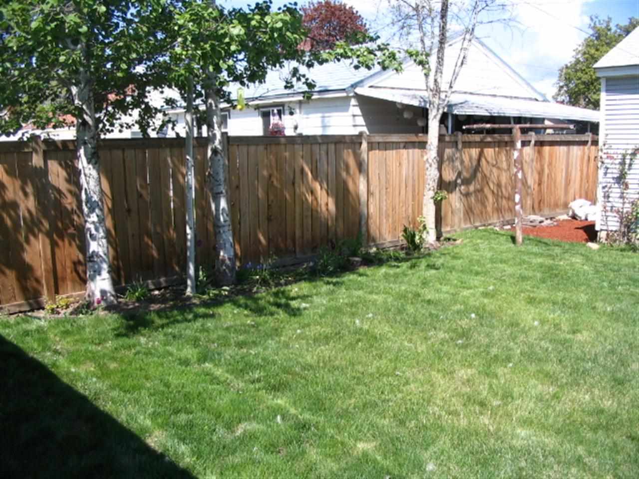 618 E Longfellow - Photo 12