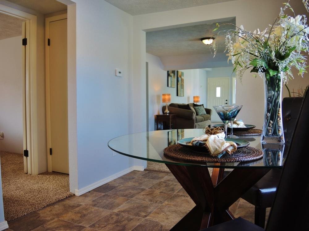 534 E Garland Ave - Photo 10