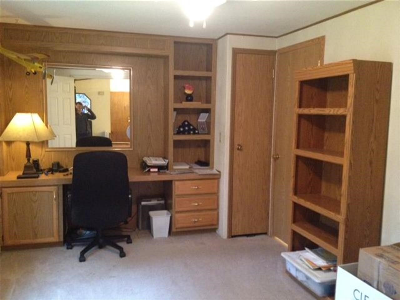 26001 W LONG LAKE Rd - Photo 13