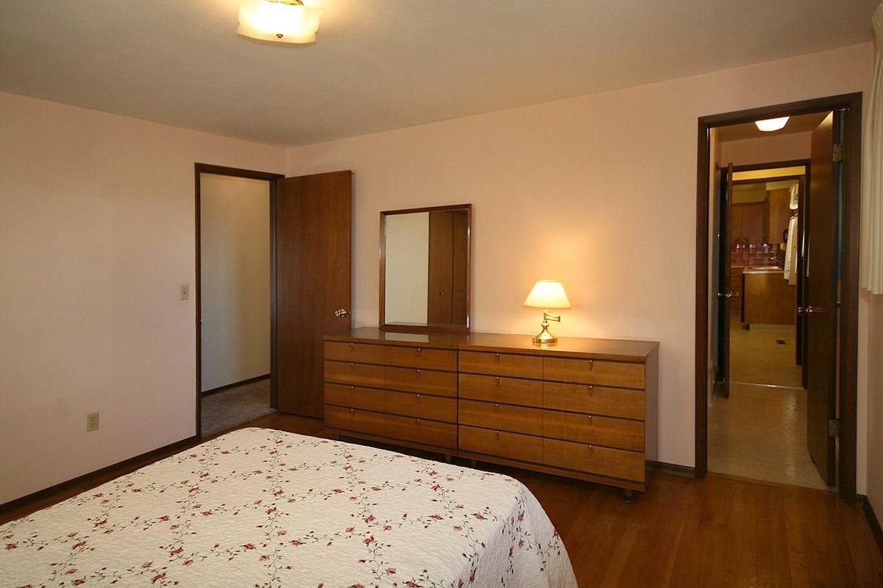 2325 W Longfellow - Photo 12