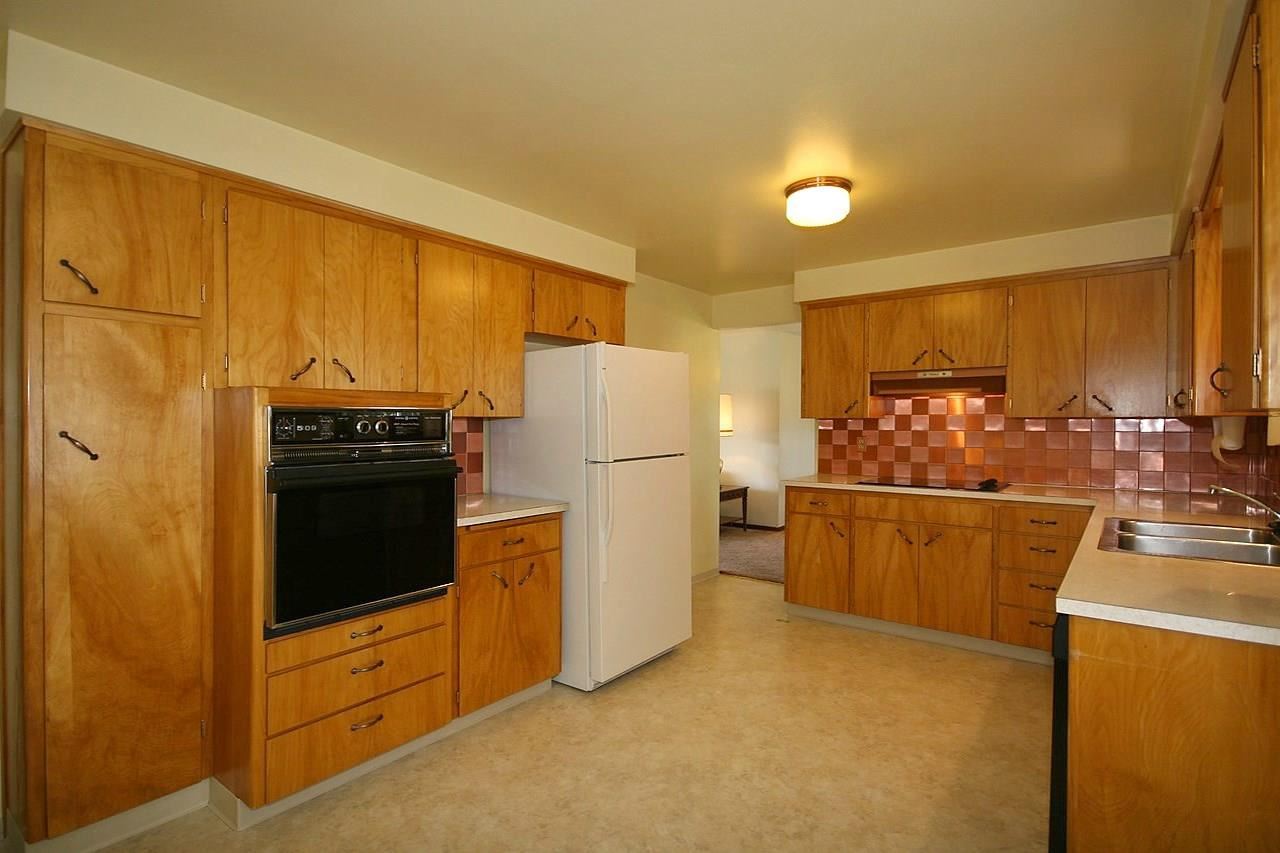 2325 W Longfellow - Photo 9