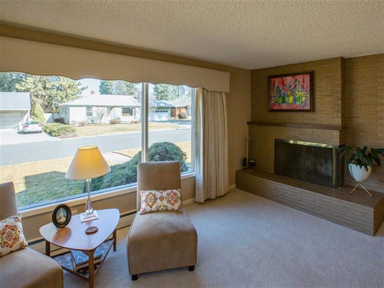2 E 39th Ave - Photo 3