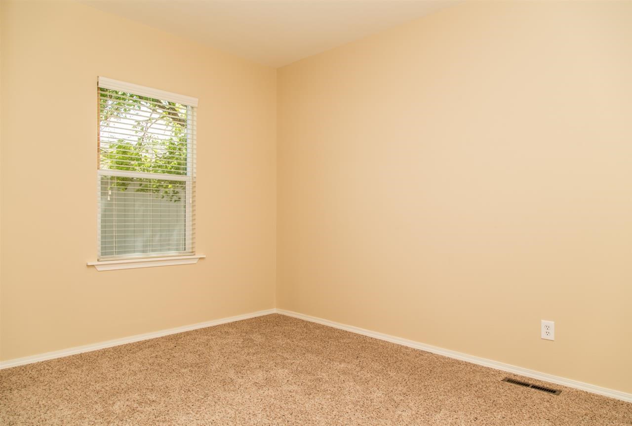 1732 E Everett Ave - Photo 9