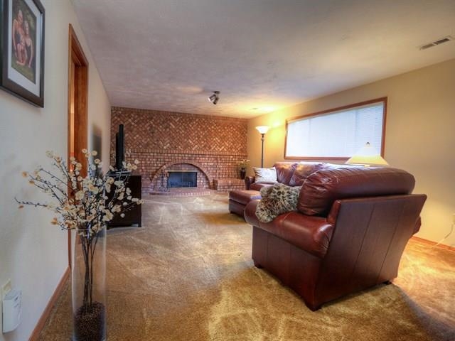 8211 N Pamela St - Photo 14