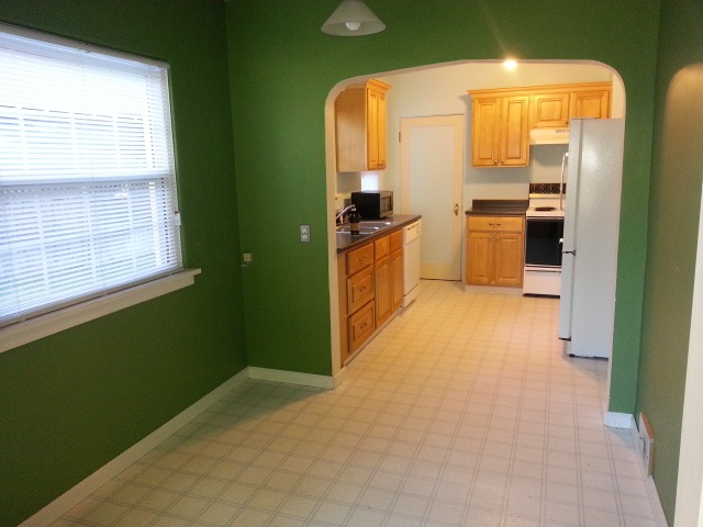 1224 W Providence Ave - Photo 5