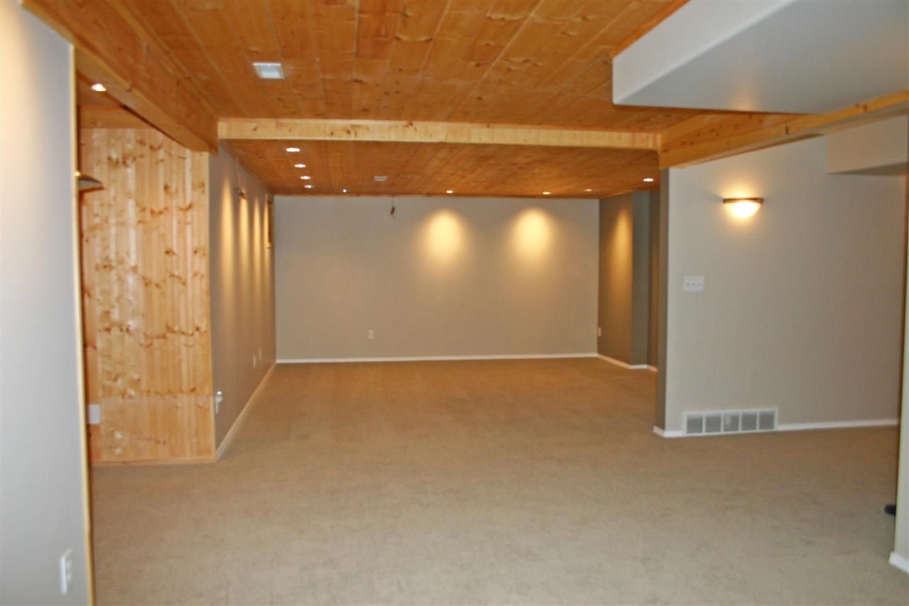 305 W Charlton - Photo 16