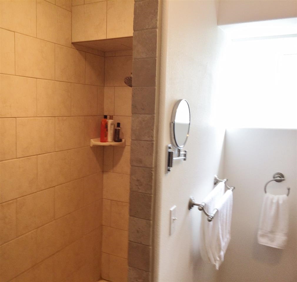 31900 E Phillips Ln - Photo 13