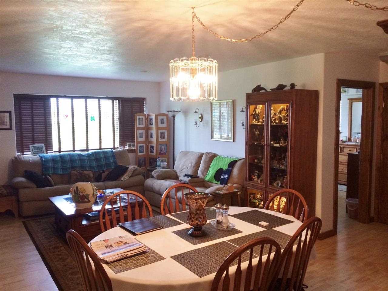31900 E Phillips Ln - Photo 6