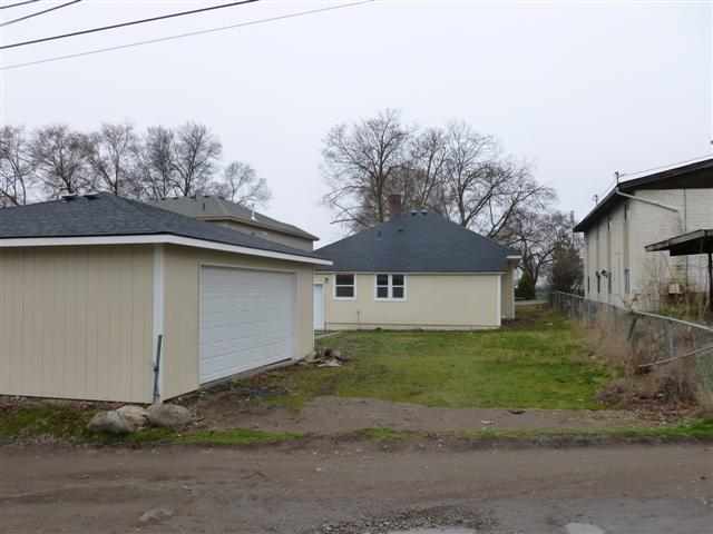 2920 N Perry St - Photo 6