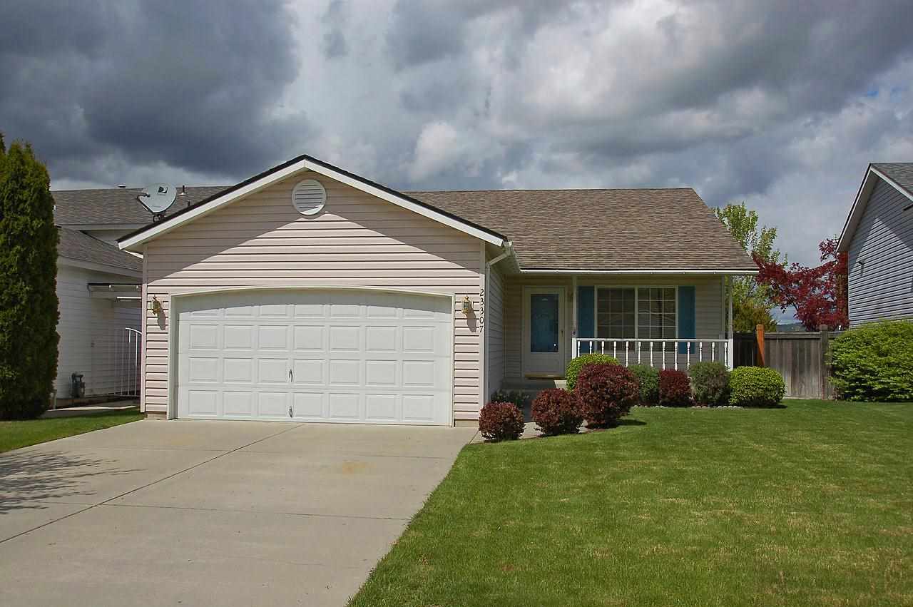 23307 E Maxwell Ave - Photo 2