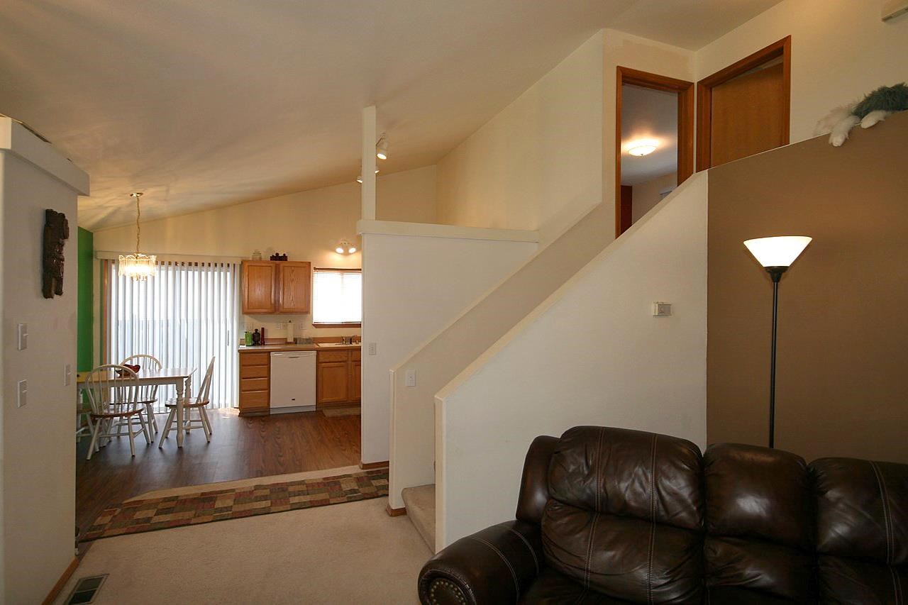 23307 E Maxwell Ave - Photo 6