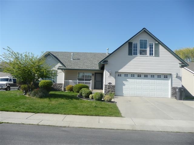515 W Cambridge - Photo 1