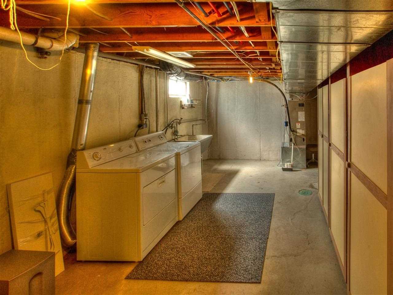 11609 E 11th Ave - Photo 17