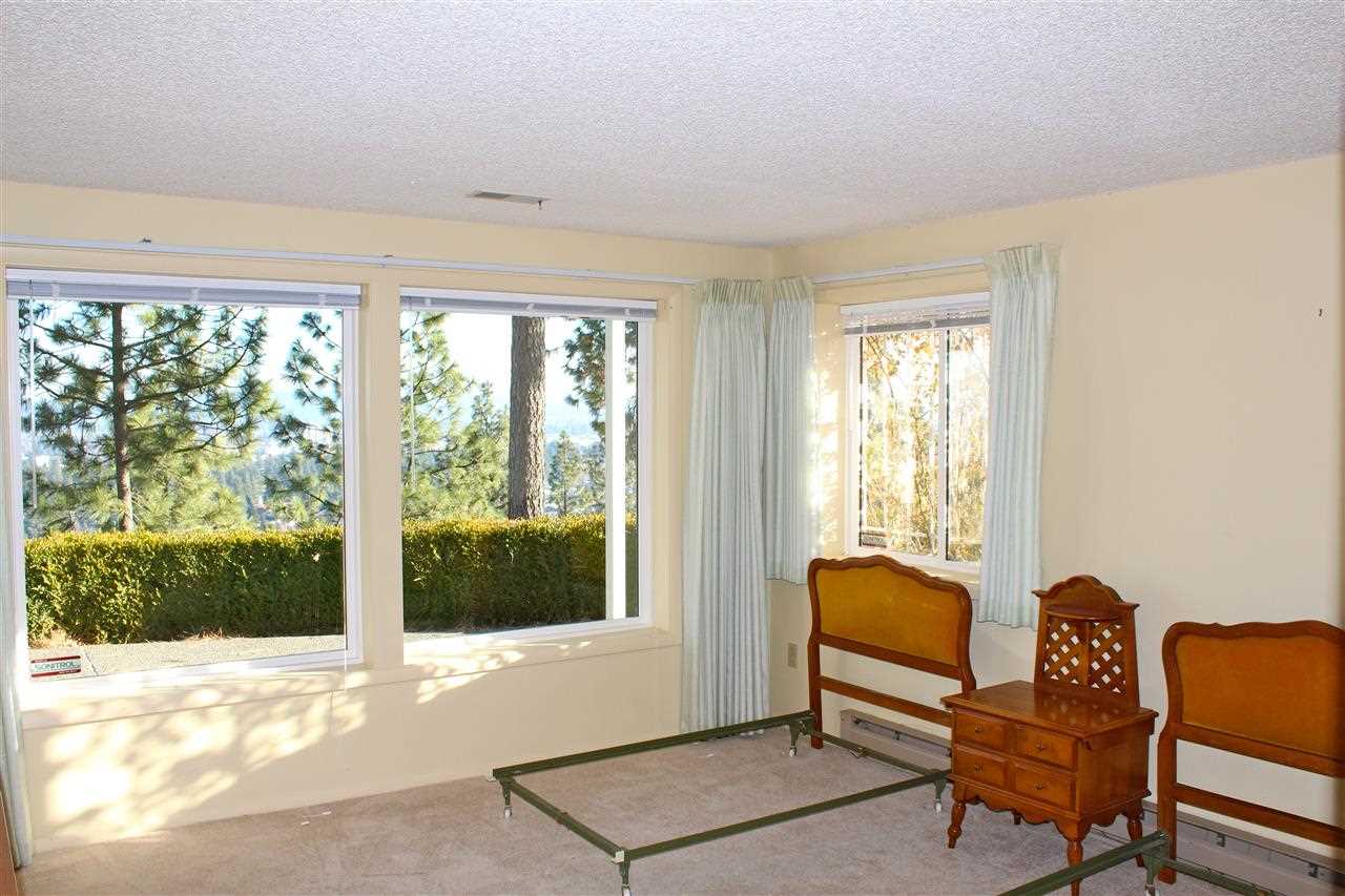 7512 N PANORAMA - Photo 16