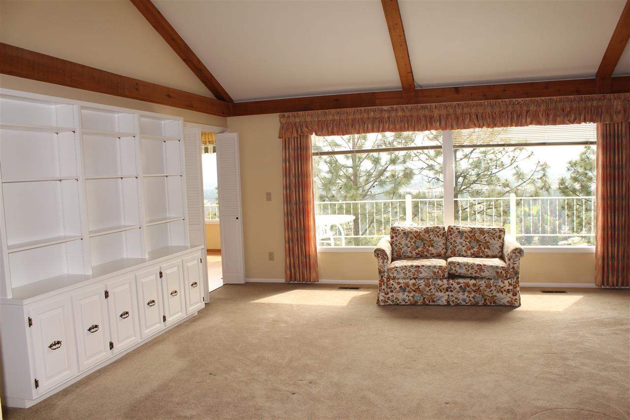 7512 N PANORAMA - Photo 7
