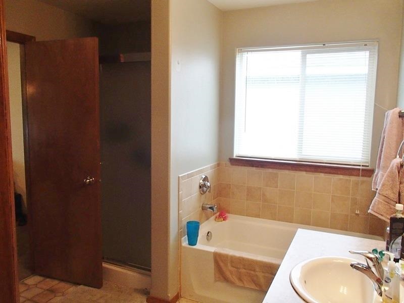 18501 E 5th Ave - Photo 12