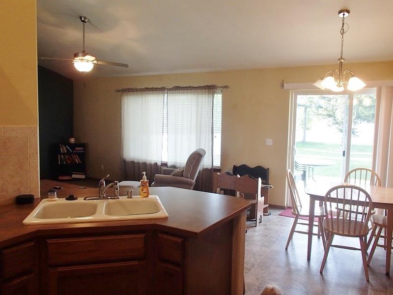 18501 E 5th Ave - Photo 5