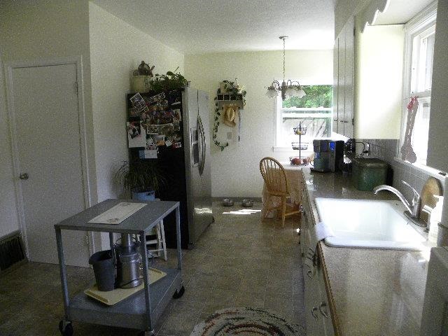 1323 S SOUTHEAST Blvd - Photo 4