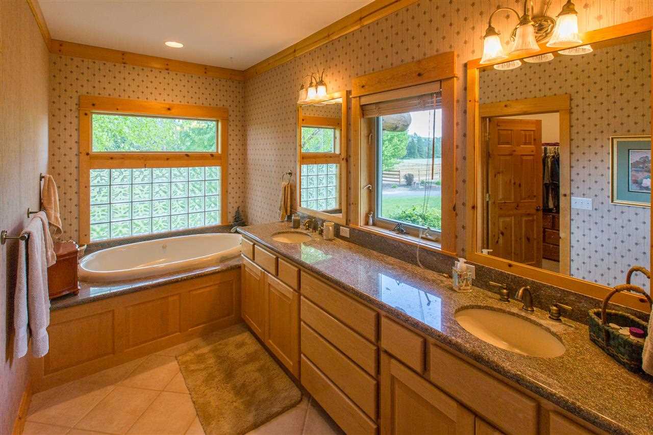 1915 E Pinegate Ln - Photo 10