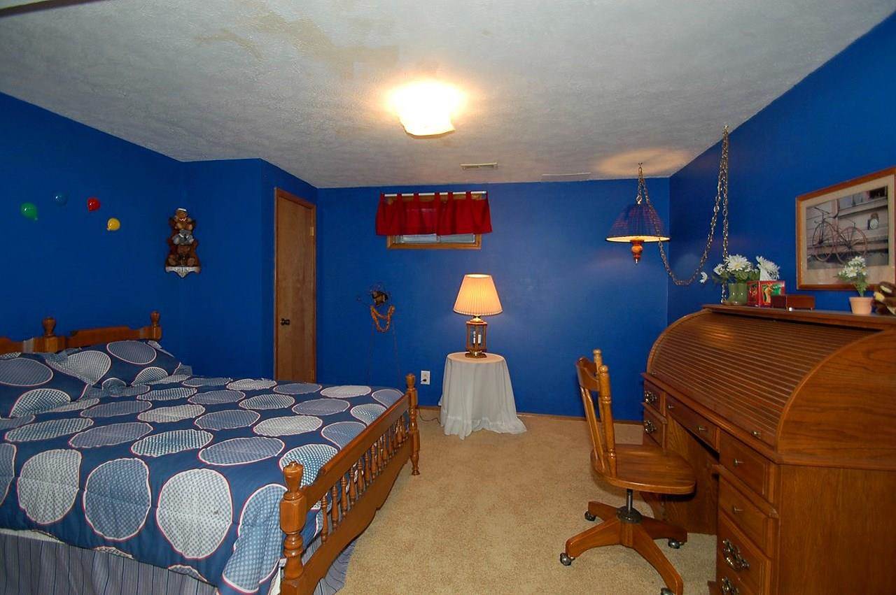 11818 E 36th Ave - Photo 11