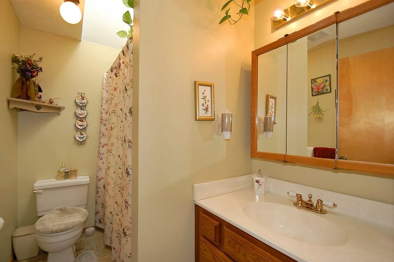 11818 E 36th Ave - Photo 10