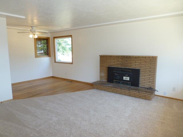 1427 E Olympic Ave - Photo 4
