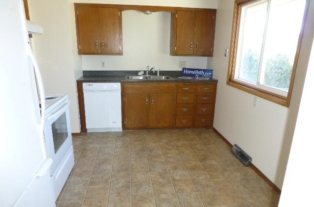 1427 E Olympic Ave - Photo 6