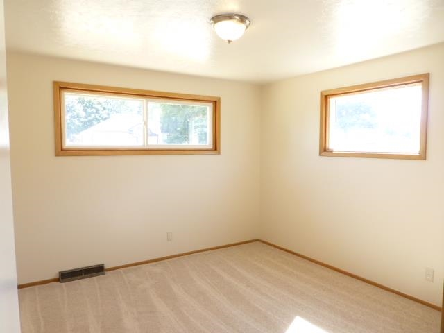 1427 E Olympic Ave - Photo 9