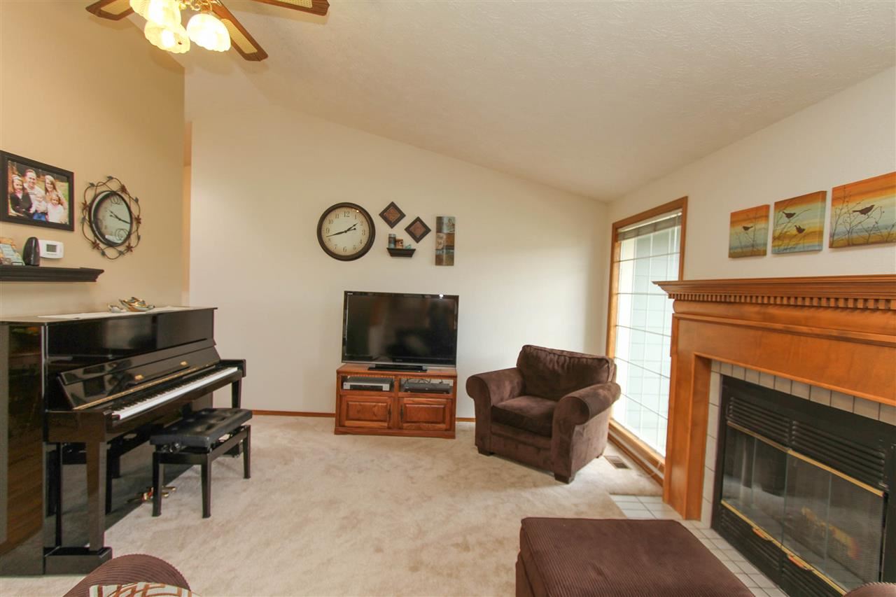 4703 S Windward Ct - Photo 3